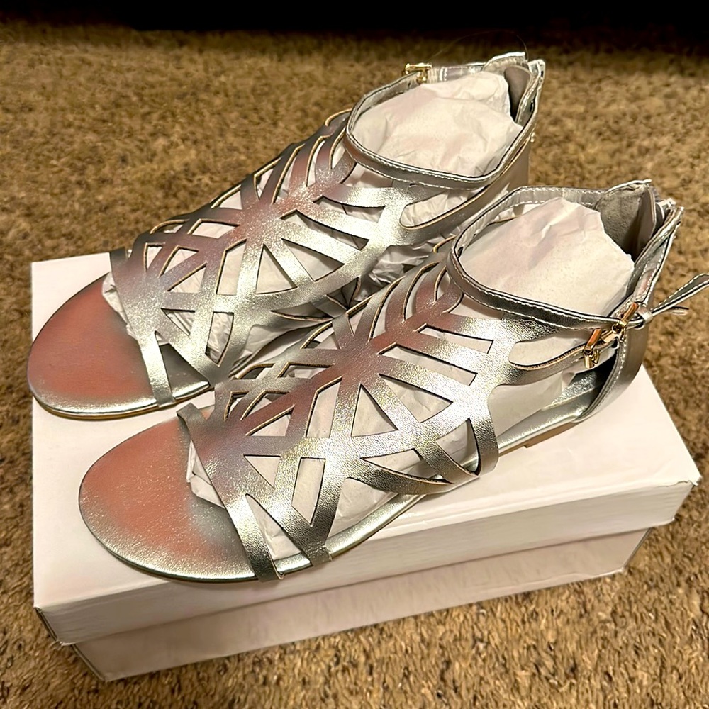 Nine West Silver Gladiator Sandals- Size 8.5-New with tags. (Not original box)